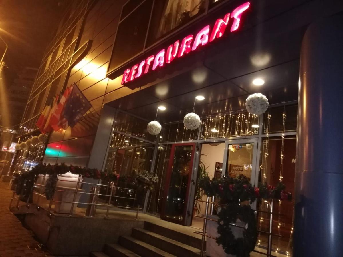 Indiana Hotel Iasi Exterior photo
